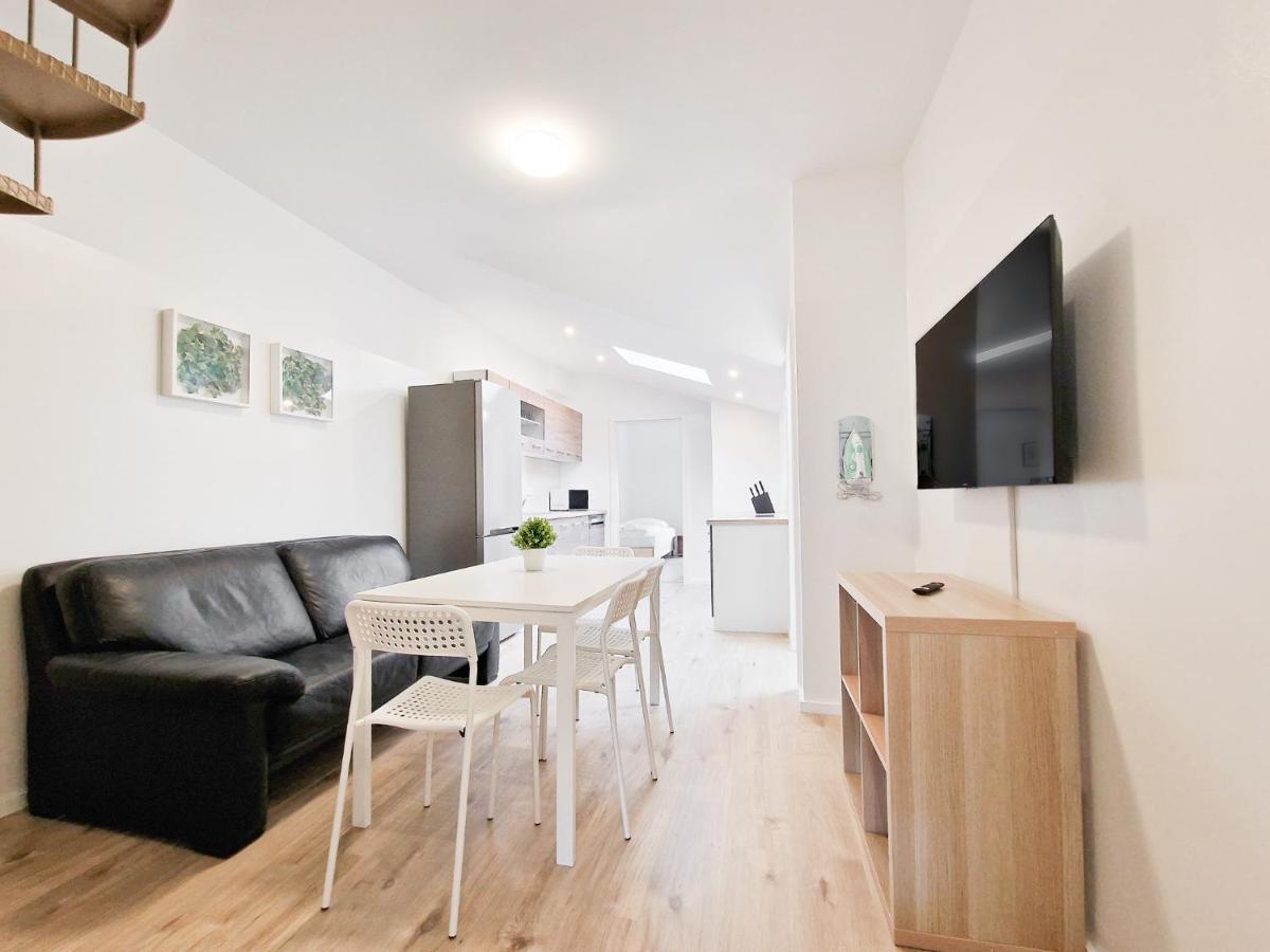 Raj Living - 1 Or 3 Room Apartments - 20 Min Messe Dus And Old Town Dus Dusseldorf Bagian luar foto